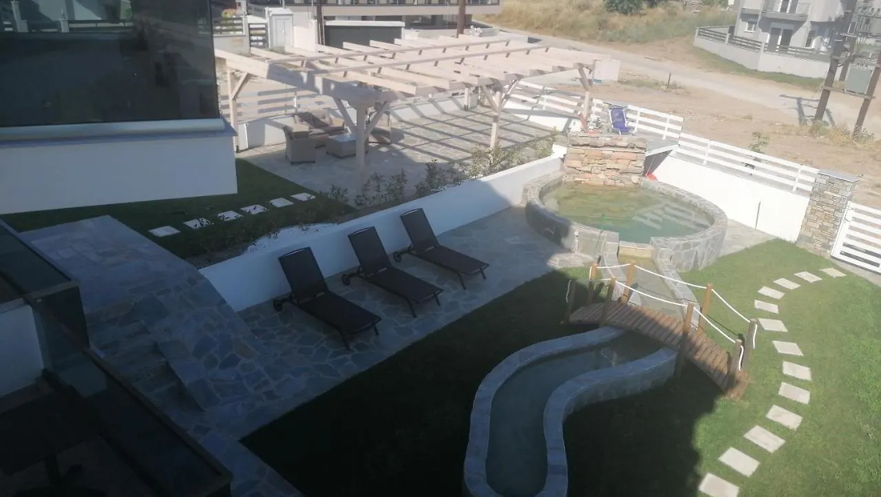Kapselhotel Villa Nikiti View 2